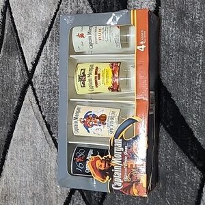 VINTAGE CAPTAIN MORGAN OFFICIAL CREW GEAR SET-OF-4  15OZ GLASSES